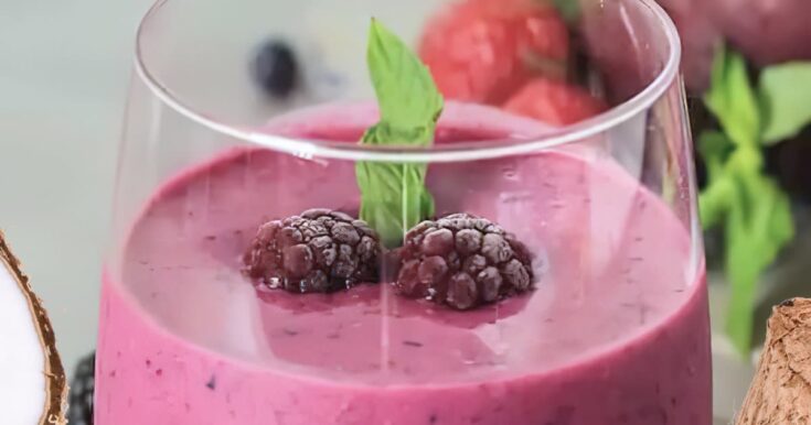 NutriBullet Very Merry Valentine Smoothie Recipe